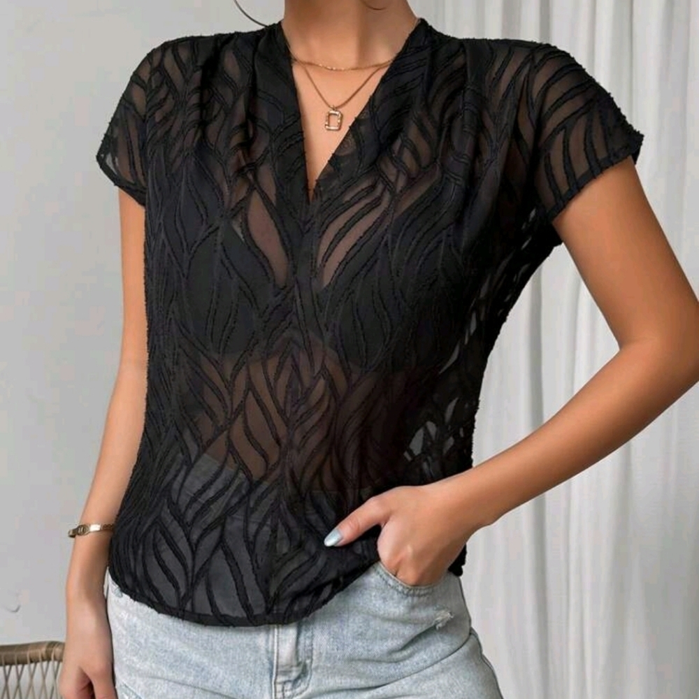 Ladies' V-Neck Jacquard Blouse,Short Sleeve Tops - Picture 3 of 4